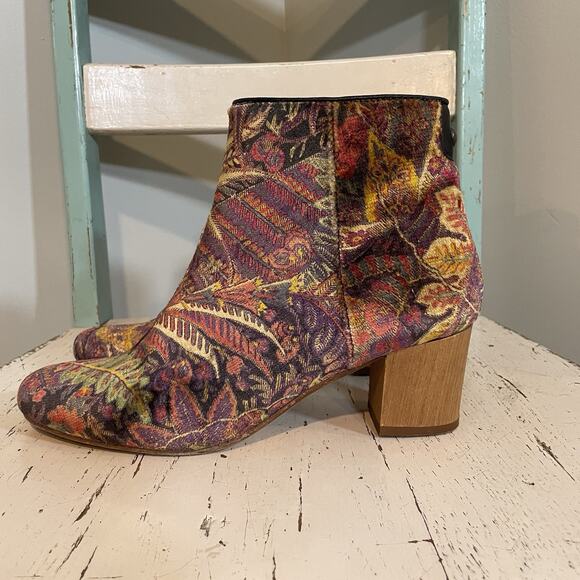 Hudson London Apisi Velvet Ankle Booties 40 Size 9 Portugal Dark Romantic Boho - Picture 4 of 8